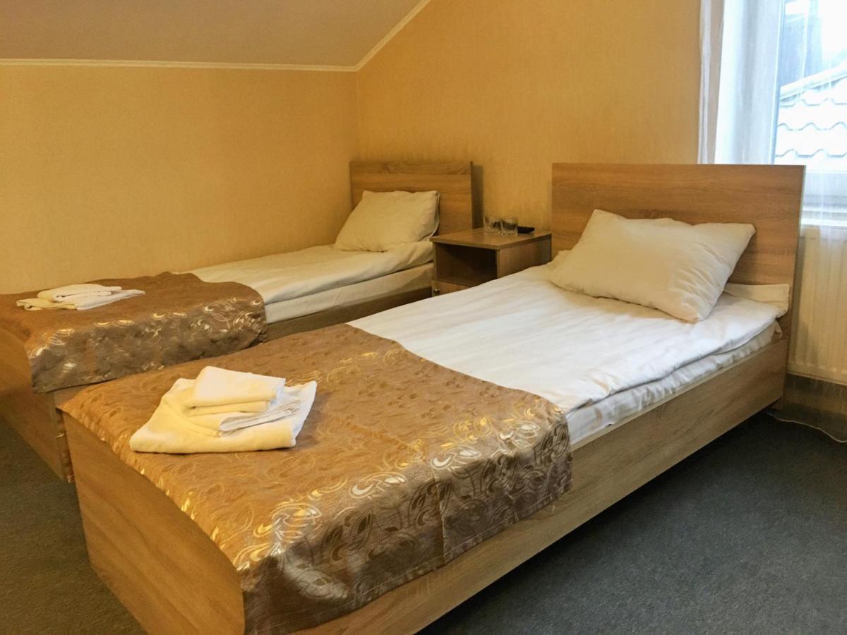 Guest House Sotni Київ Екстер'єр фото